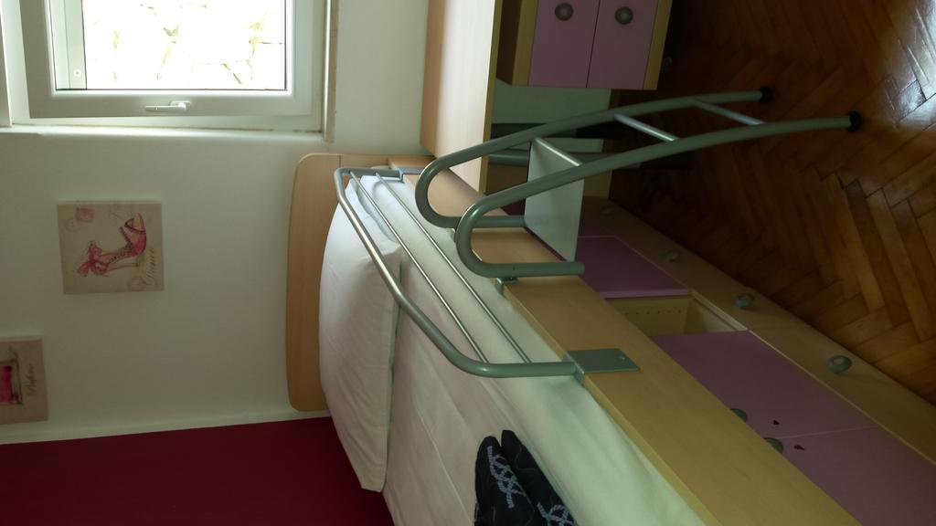 Apartment Klara Primosten Exterior photo